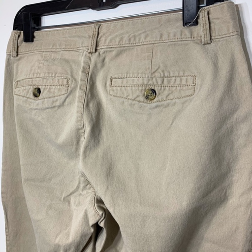 EUC Dockers‎ Flat Front Khakis Size 6 Short